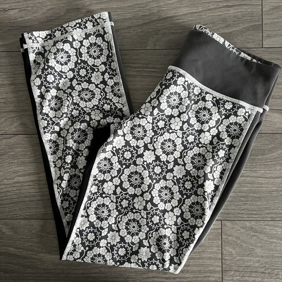 Lululemon Compass Pant Twiggy Printed Nimbus Soot Light Womens‎ 8 - Picture 1 of 4